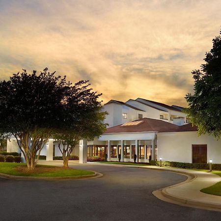 Courtyard By Marriott Atlanta Executive Park/Emory Hotel Eksteriør billede