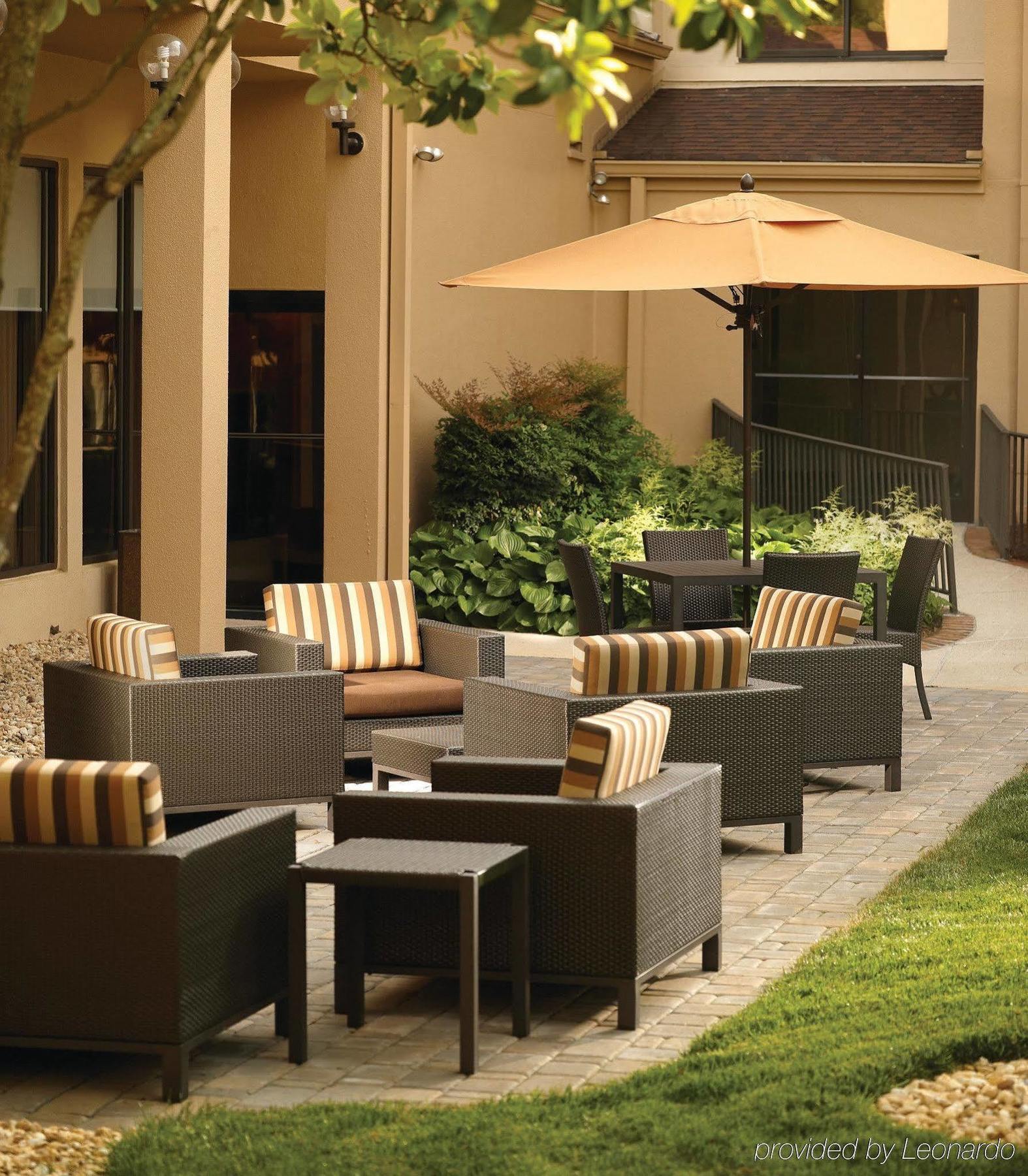 Courtyard By Marriott Atlanta Executive Park/Emory Hotel Eksteriør billede