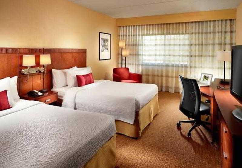 Courtyard By Marriott Atlanta Executive Park/Emory Hotel Eksteriør billede
